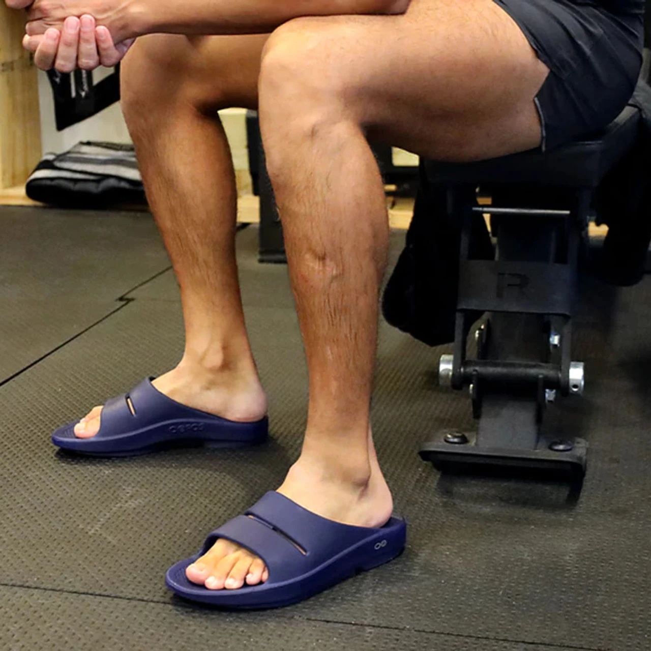 OOFOS OOahh Slide - Navy - Image 7